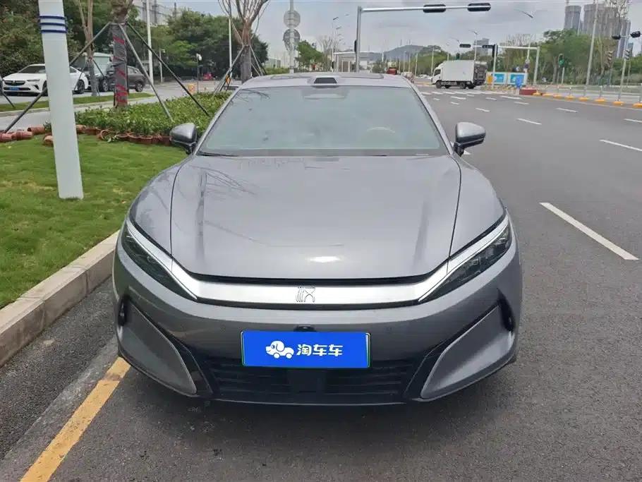 Han L 2025 DM-i 200KM LiDAR Premium Edition — миниатюра 2