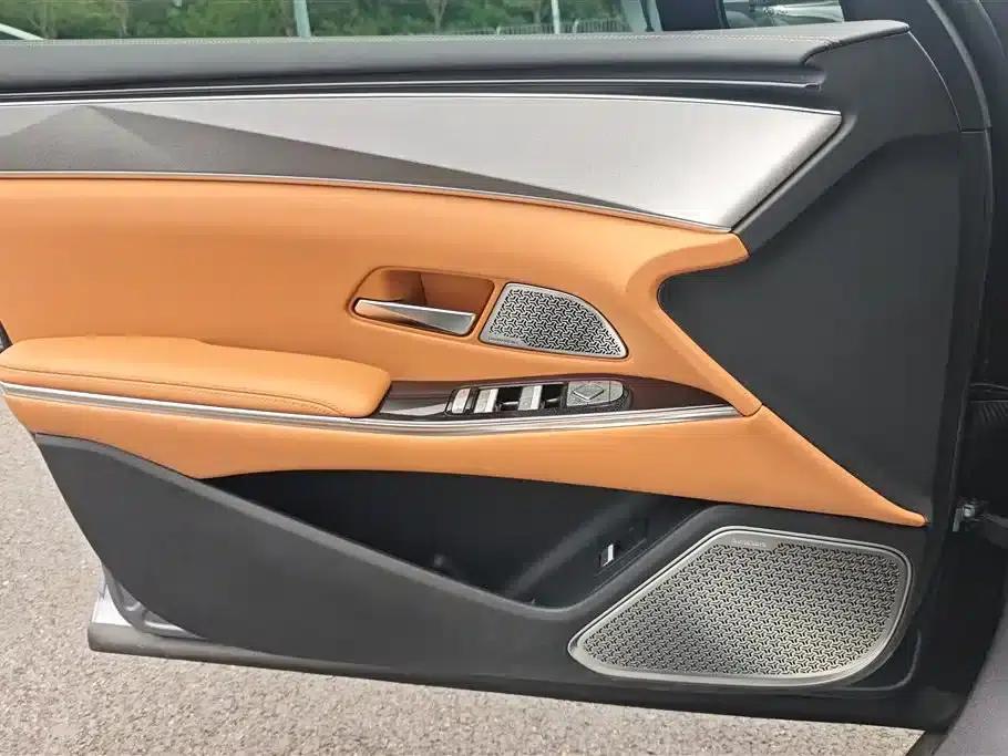 Han L 2025 DM-i 200KM LiDAR Premium Edition — миниатюра 7