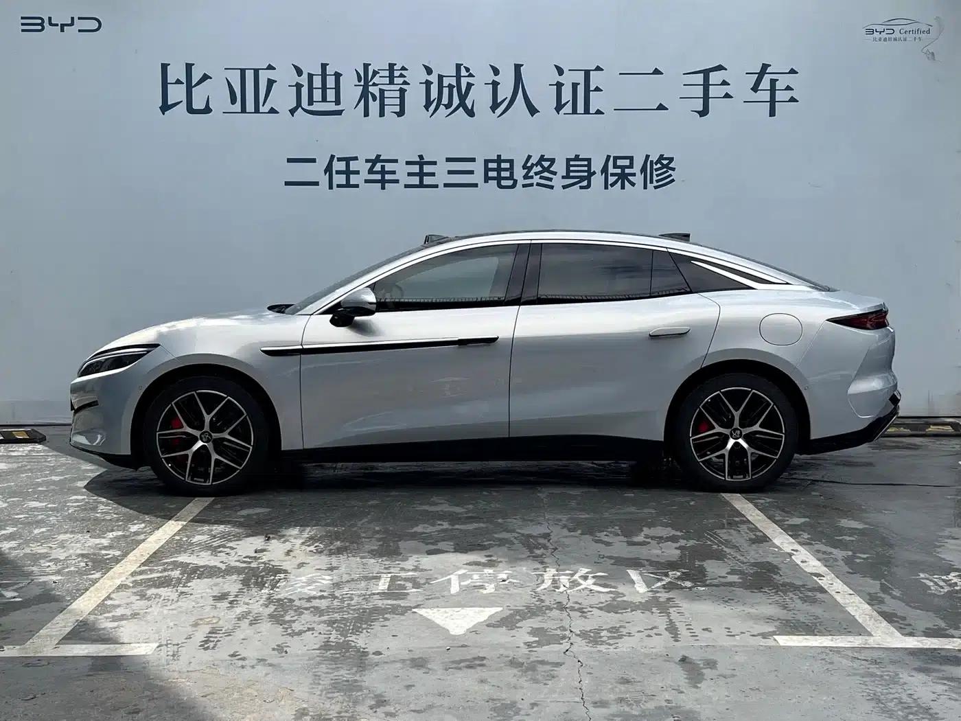 Han L 2025 EV All-Wheel Drive LiDAR Flagship Edition — миниатюра 3