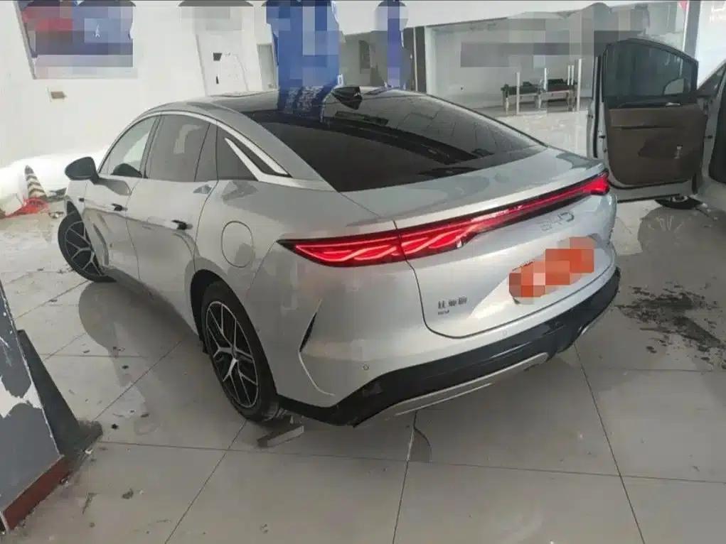 Han L 2025 EV All-Wheel Drive LiDAR Flagship Edition — миниатюра 4