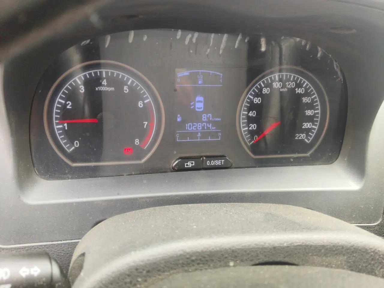 FORTHING Joyear SUV 2012 1.6L Deluxe Model — миниатюра 12