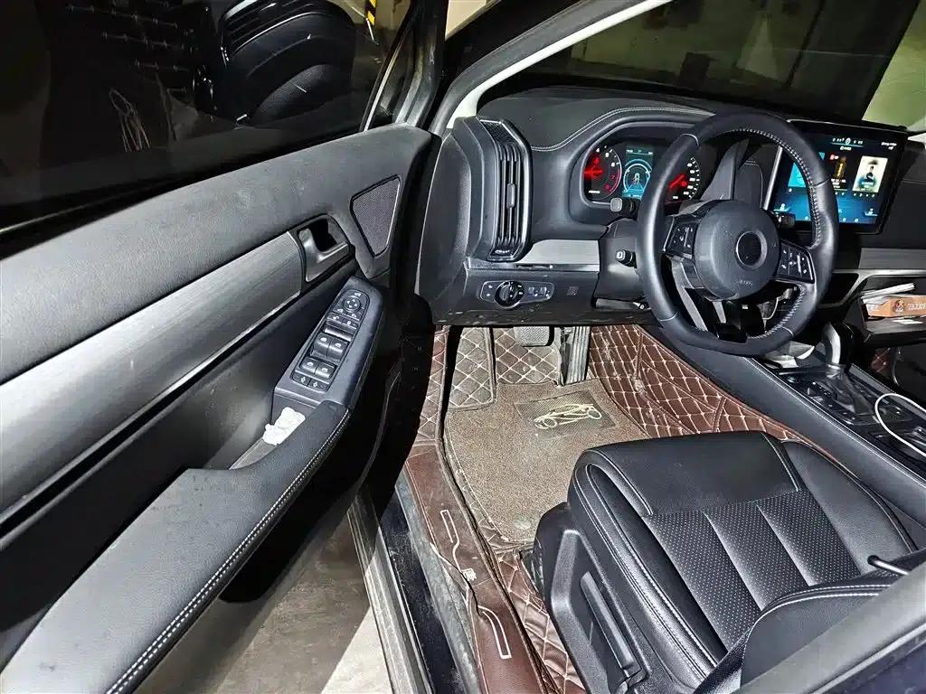 Tang 2018 2.0T Automatic Intelligent Connected Premium 7-seater National V Emission Standard — миниатюра 12