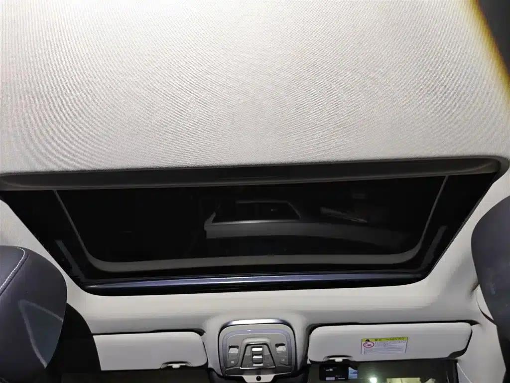 Tang 2018 2.0T Automatic Intelligent Connected Premium 7-seater National V Emission Standard — миниатюра 14