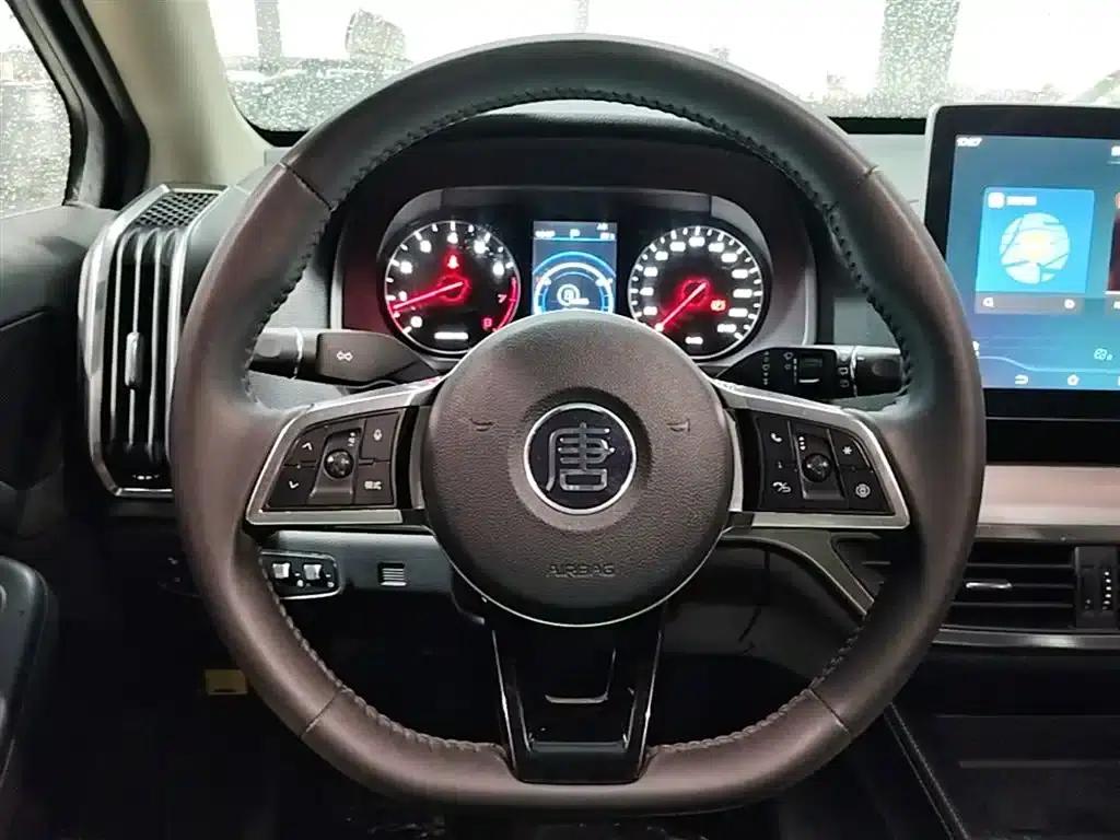 Tang 2018 2.0T Automatic Intelligent Connected Premium 7-seater National V Emission Standard — миниатюра 11