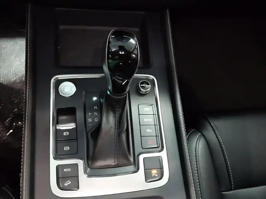 Tang 2018 2.0T Automatic Intelligent Connected Premium 7-seater National V Emission Standard — миниатюра 14