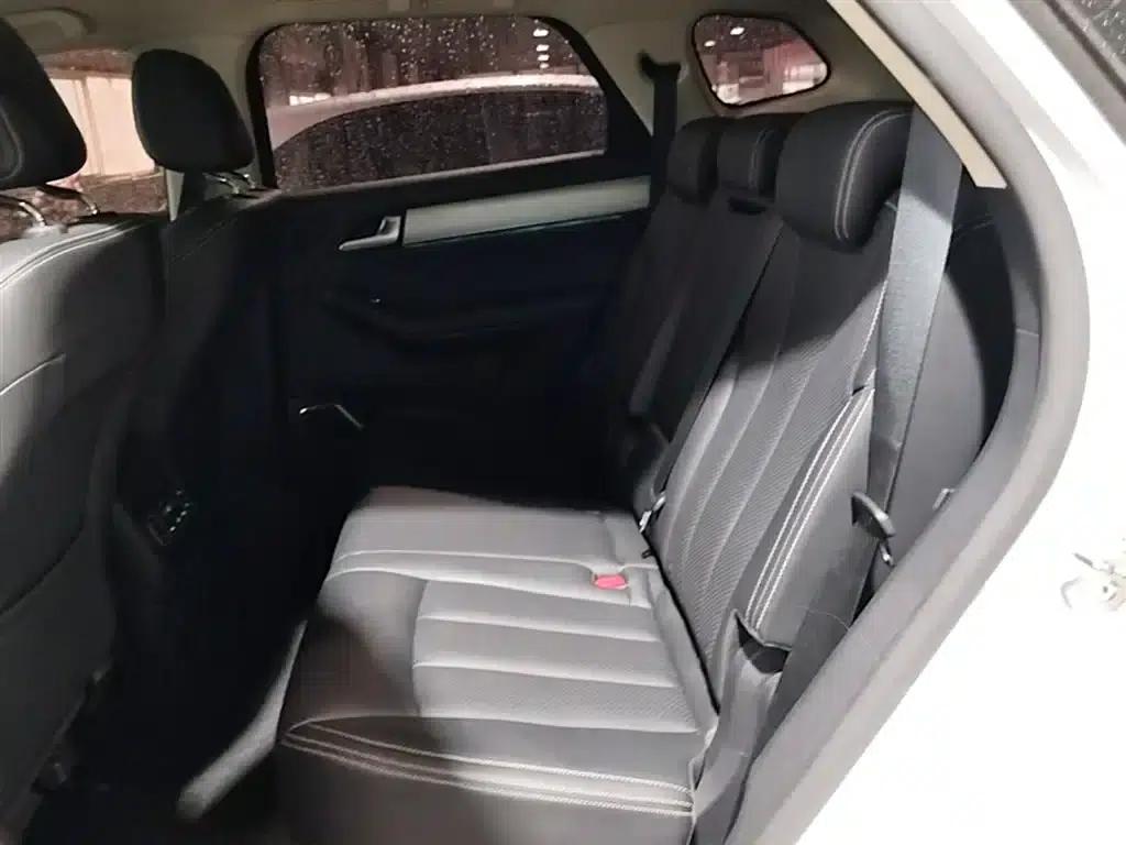 Tang 2018 2.0T Automatic Intelligent Connected Premium 7-seater National V Emission Standard — миниатюра 17
