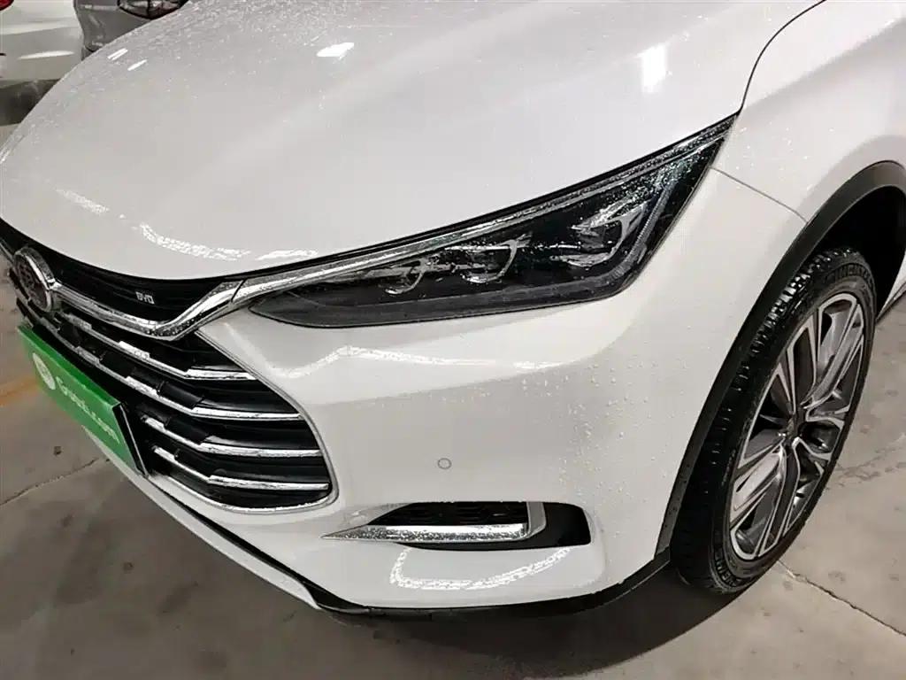 Tang 2018 2.0T Automatic Intelligent Connected Premium 7-seater National V Emission Standard — миниатюра 23