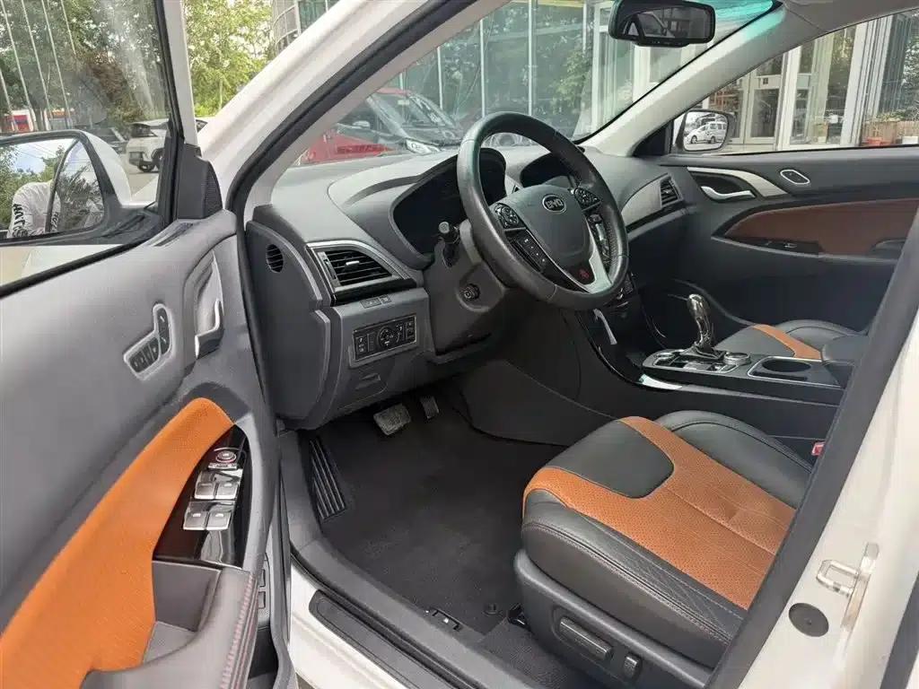 Qin New Energy 2015 1.5T Dual Crown Flagship Plus Edition — миниатюра 5