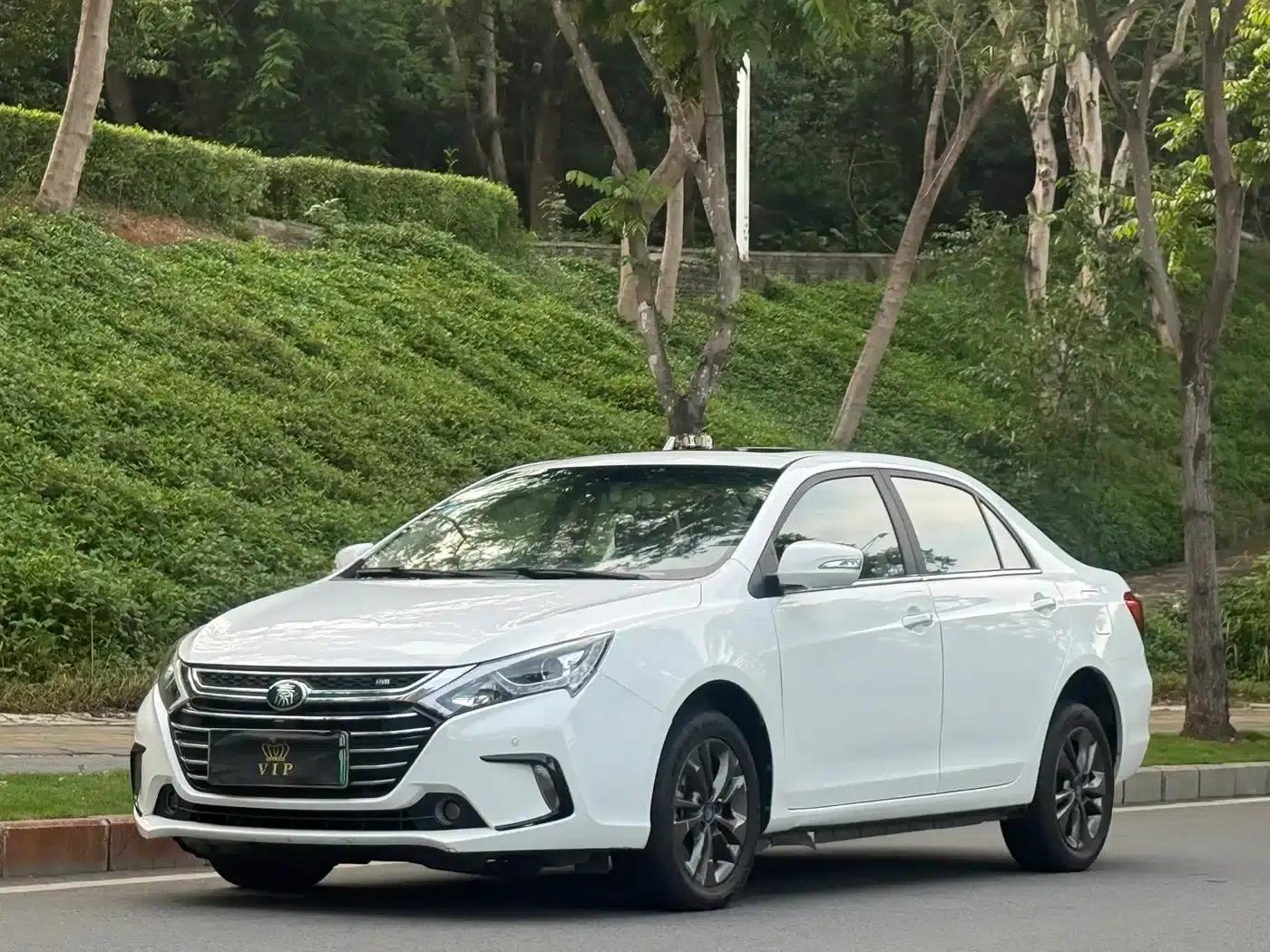 Qin New Energy 2017 1.5T Premium Edition — миниатюра 1