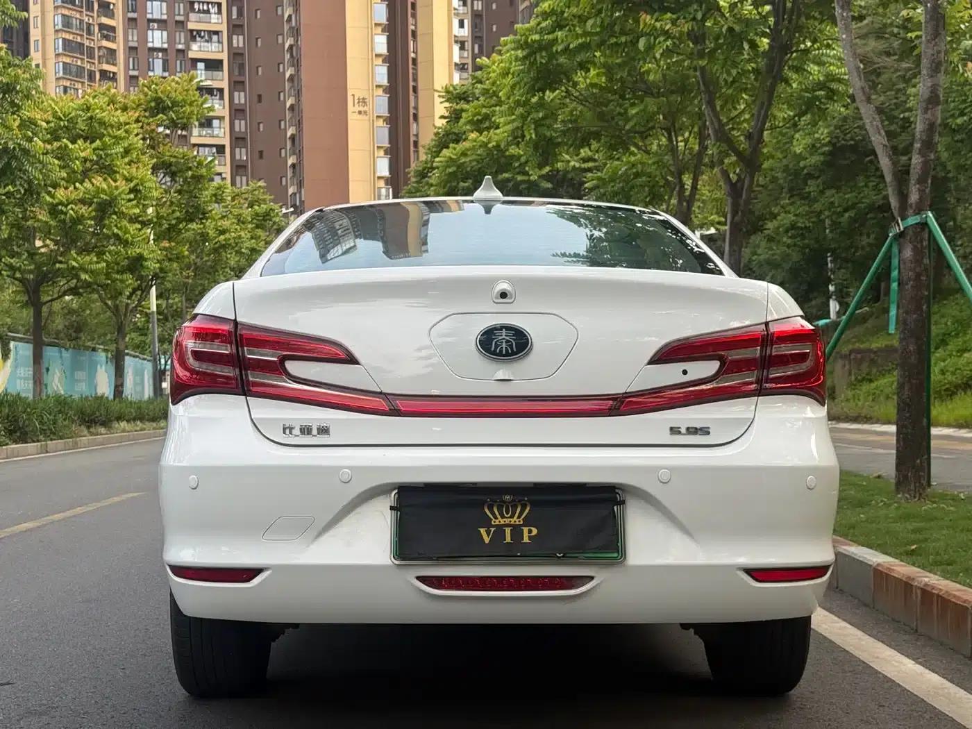 Qin New Energy 2017 1.5T Premium Edition — миниатюра 5