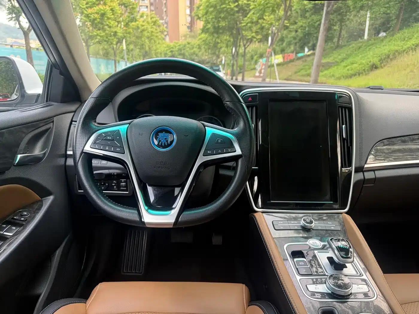 Qin New Energy 2017 1.5T Premium Edition — миниатюра 9