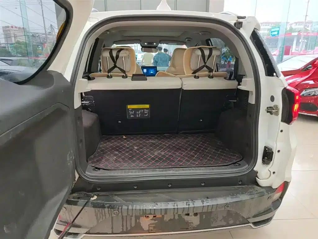 Yuan Pro 2021 401KM Premium — миниатюра 19