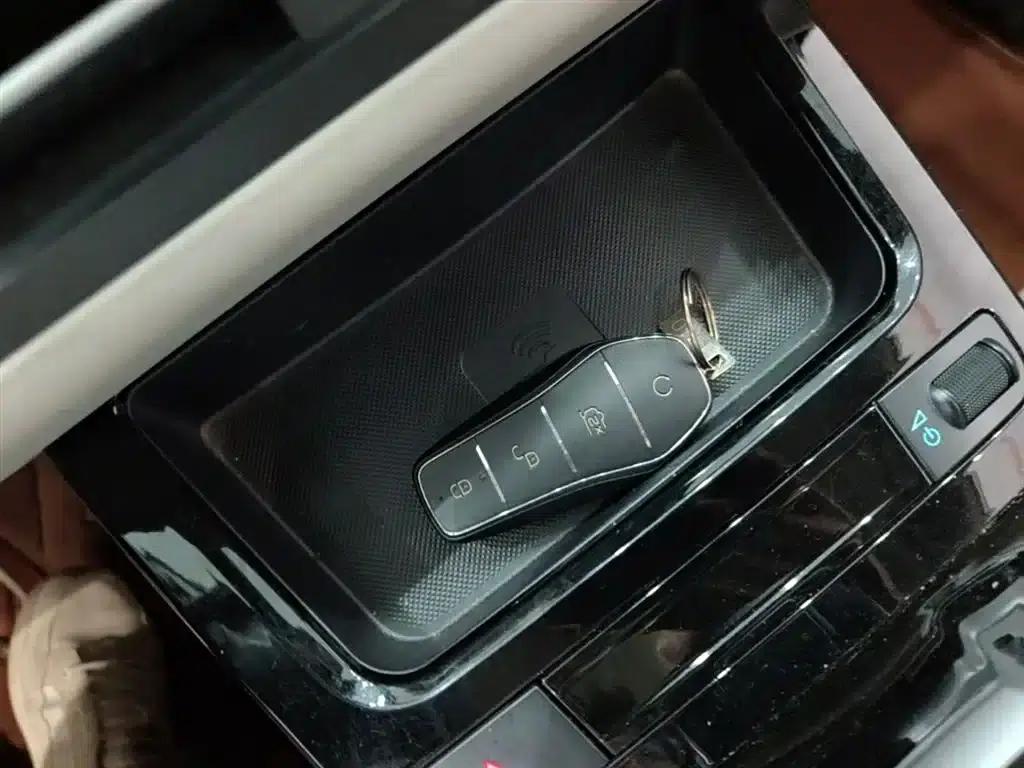 Yuan Pro 2021 401KM Premium — миниатюра 9