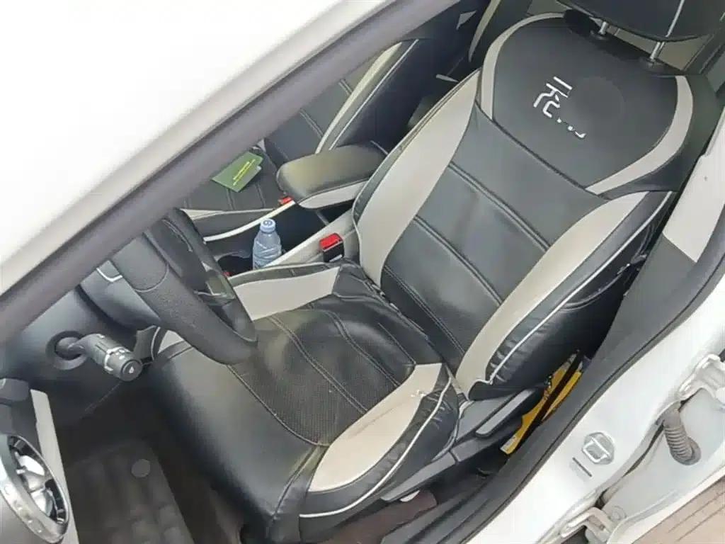 Yuan Pro 2021 401KM Premium — миниатюра 15