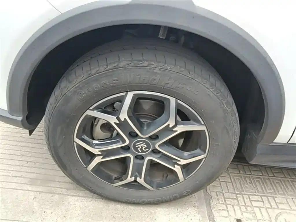 Yuan Pro 2021 401KM Premium — миниатюра 23