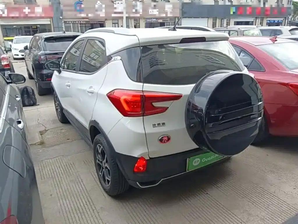 Yuan Pro 2021 401KM Premium — миниатюра 5