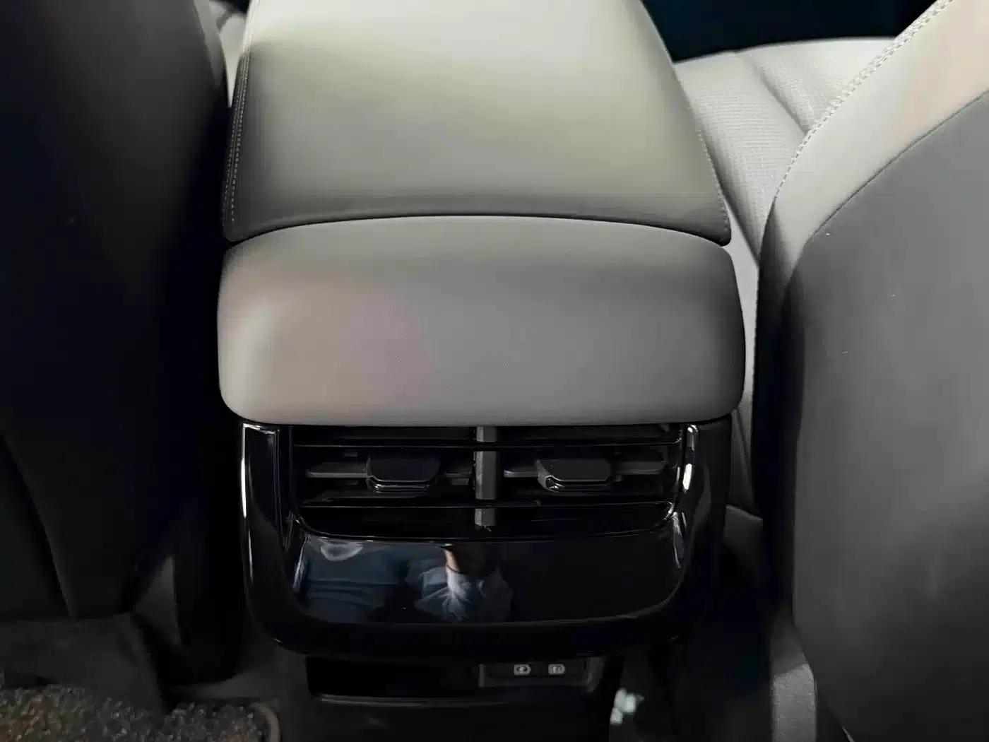 Seal 07 DM-i 2025 Model DM-i 1.5L 125km Elite — миниатюра 18