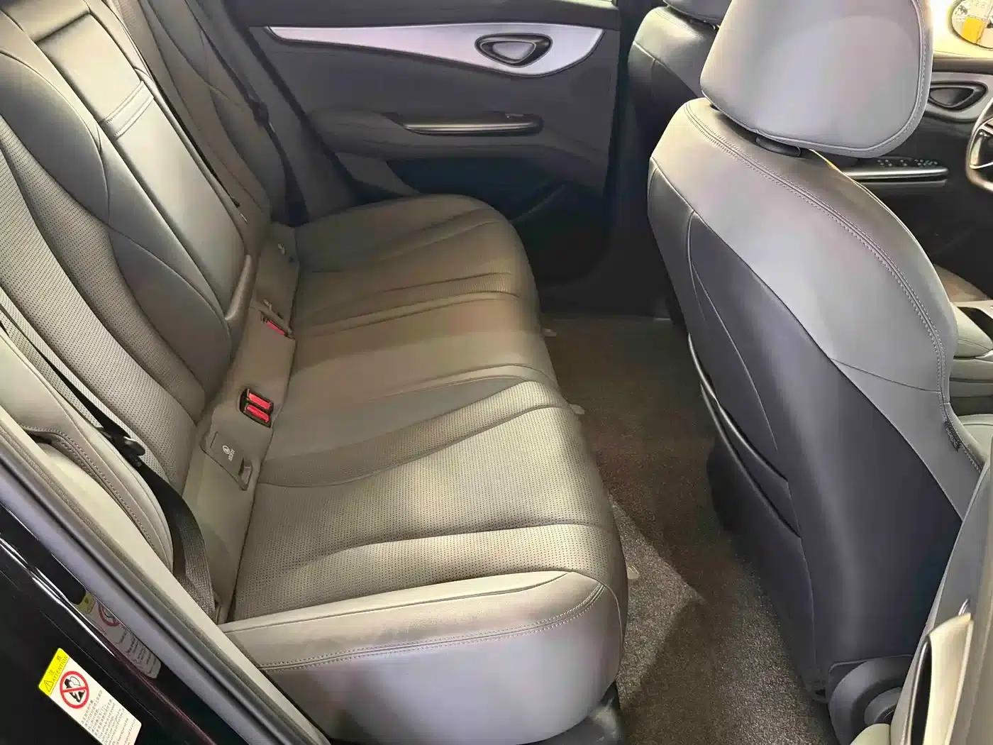 Seal 07 DM-i 2025 Model DM-i 1.5L 125km Elite — миниатюра 6