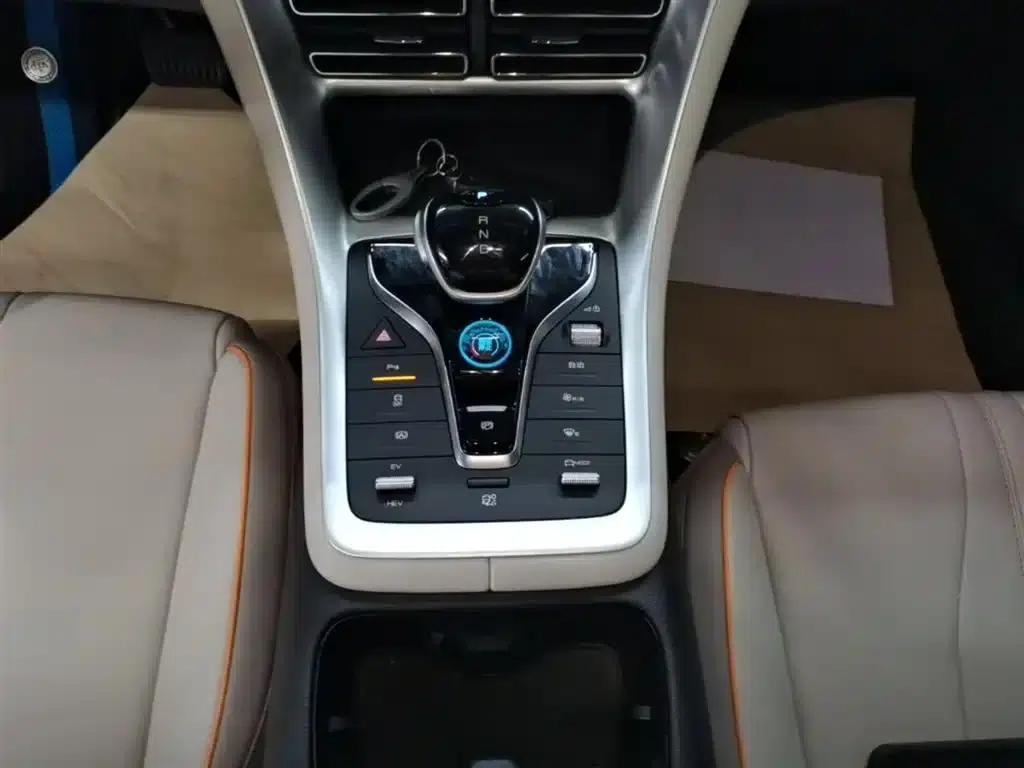 Song Pro New Energy 2024 Glory Edition DM-i 71KM Navigation Model — миниатюра 14