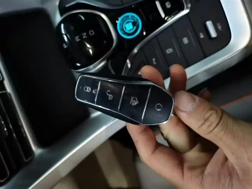 Song Pro New Energy 2024 Glory Edition DM-i 71KM Navigation Model — миниатюра 9