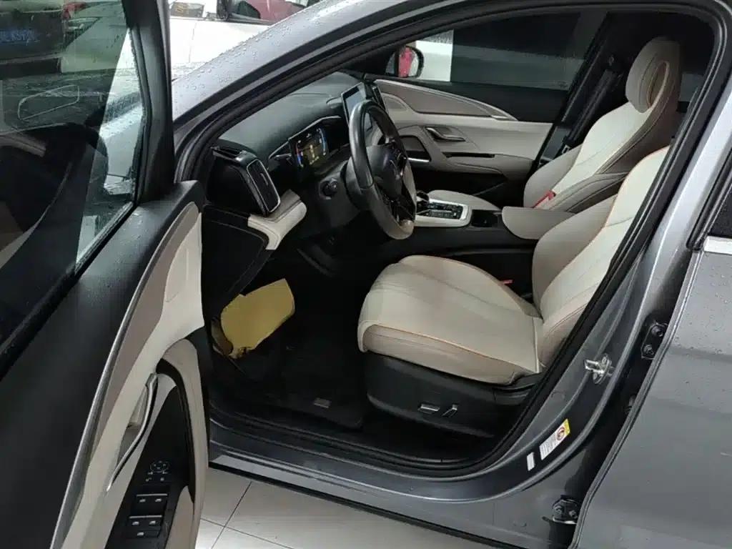 Song Pro New Energy 2024 Glory Edition DM-i 71KM Navigation Model — миниатюра 16