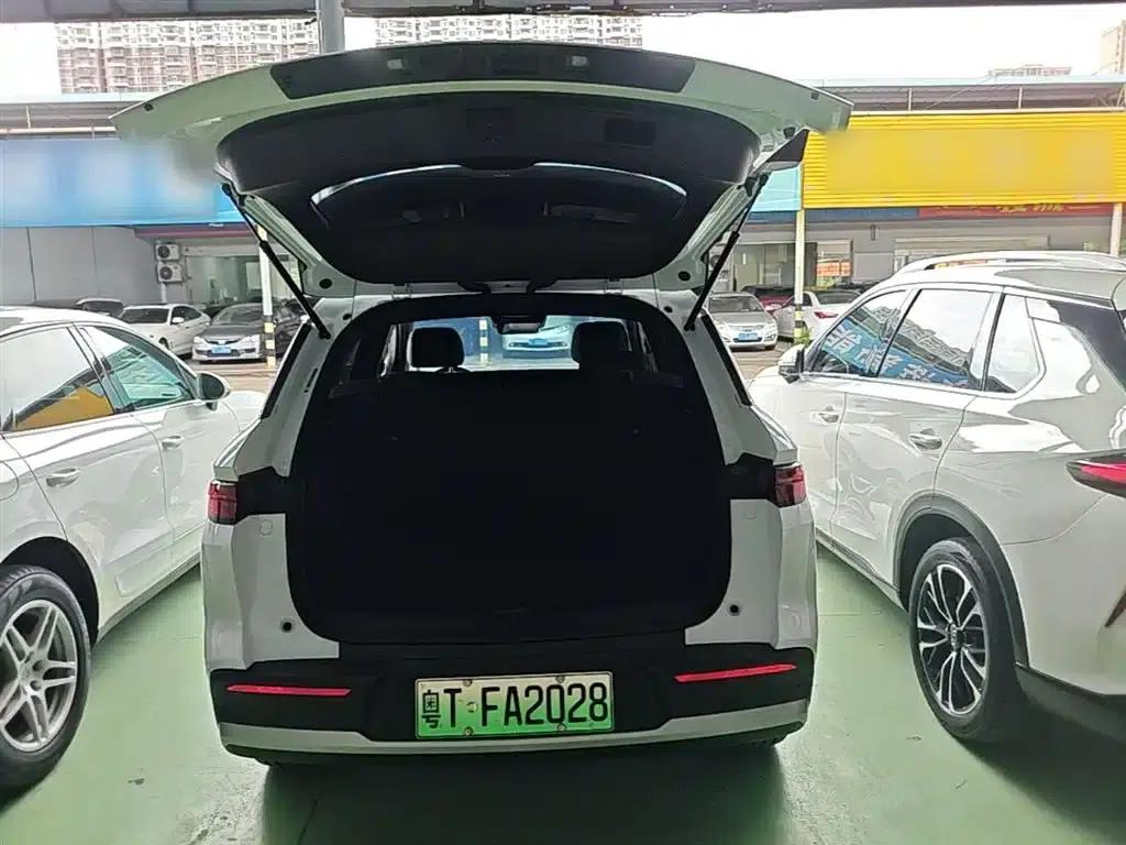 Song Pro New Energy 2025 Model, Second Generation Intelligent Driving Edition DM-i 75KM Leading Edition — миниатюра 19