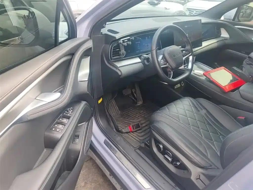 Hiace 07 EV 2024 Model 610 Long Range Version — миниатюра 16