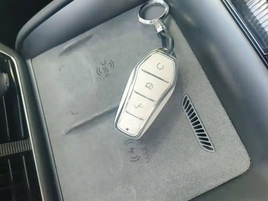 Hiace 07 EV 2024 Model 610 Long Range Version — миниатюра 9