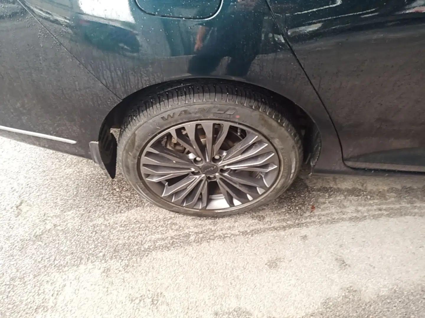 Dongfeng Aeolus Yixuan MAX 2021 1.5T Super-Powered Dad Edition — миниатюра 10