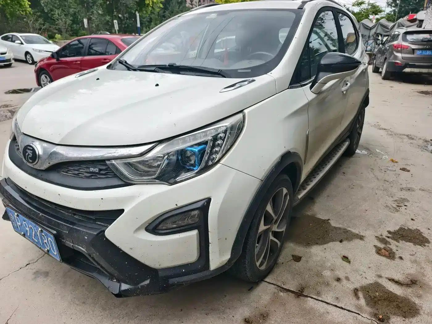 2016 Yuan 1.5L Manual Premium Model — миниатюра 1