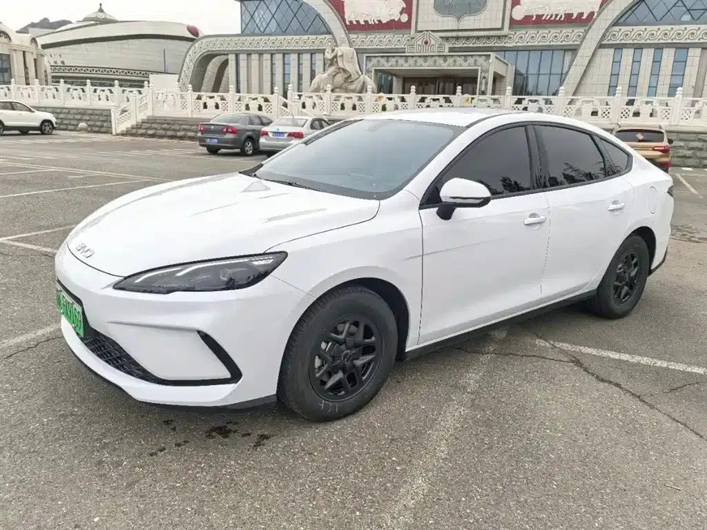 Seal 05 DM-i 2025 DM-i Intelligent Driving Edition 55KM Luxury Model — миниатюра 2