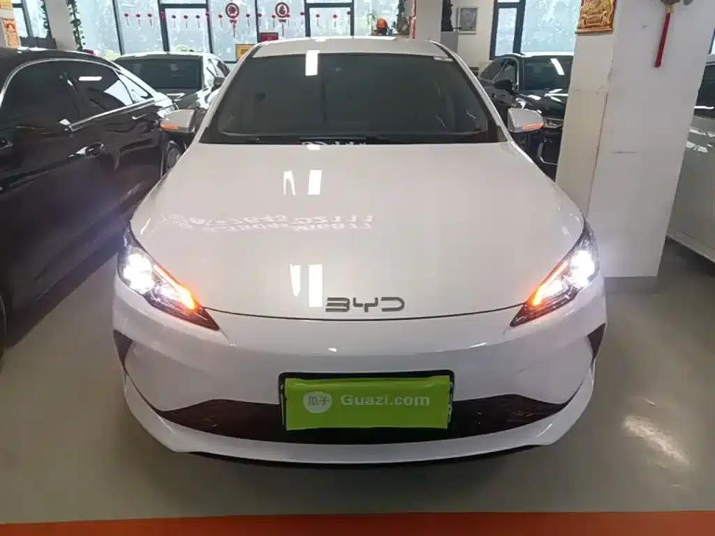 Seal 05 DM-i 2025 DM-i Intelligent Driving Edition 55KM Luxury Model — миниатюра 3