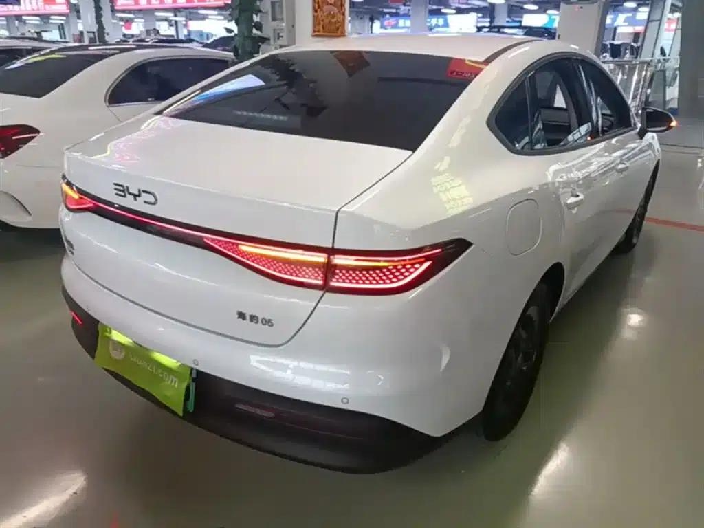 Seal 05 DM-i 2025 DM-i Intelligent Driving Edition 55KM Luxury Model — миниатюра 7