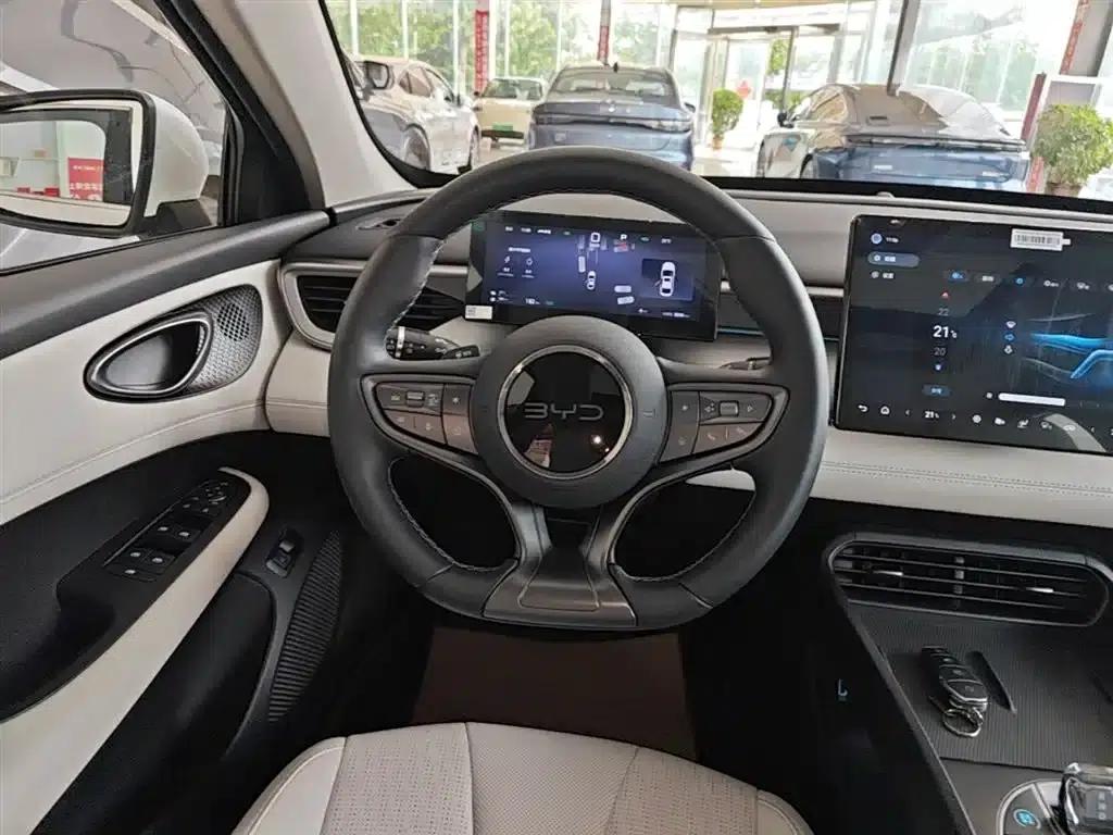 Seal 05 DM-i 2025 DM-i Intelligent Driving Edition 120KM Flagship Model — миниатюра 11