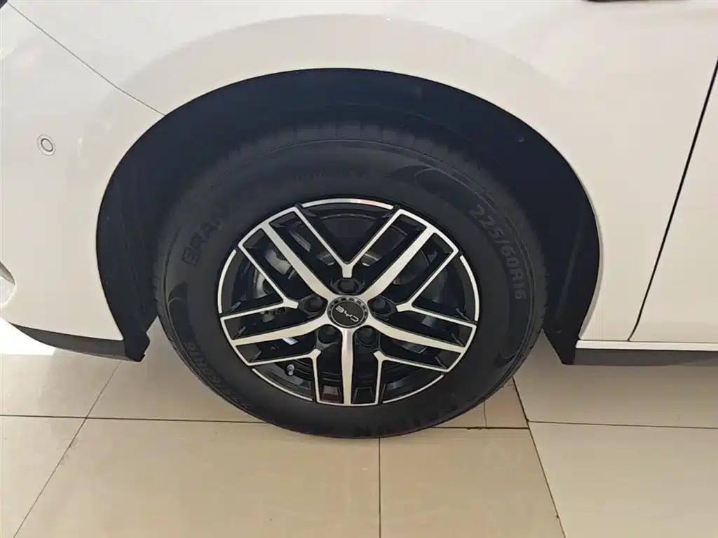 Seal 05 DM-i 2025 DM-i Intelligent Driving Edition 120KM Flagship Model — миниатюра 23