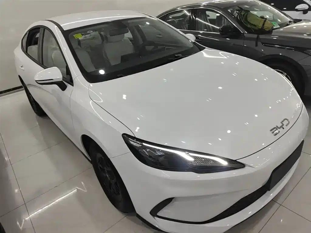 Seal 05 DM-i 2025 DM-i Intelligent Driving Edition 55KM Luxury Model — миниатюра 4