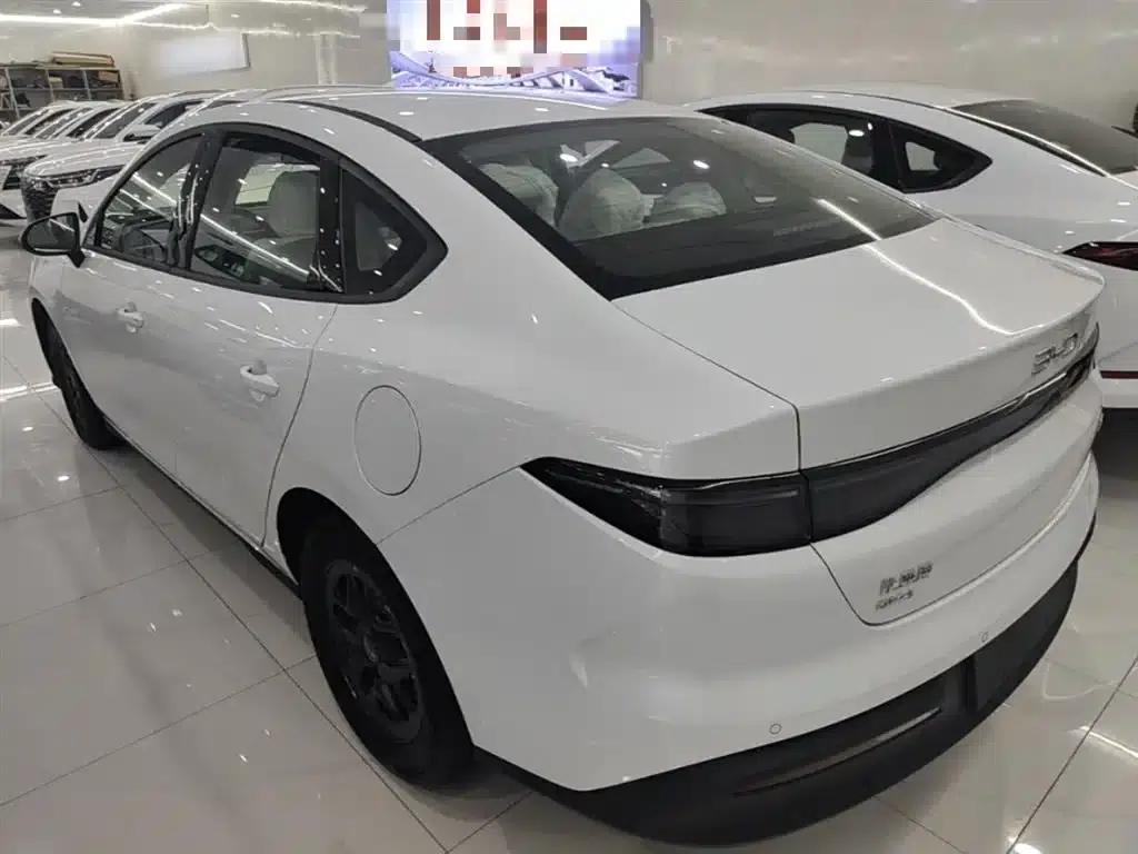 Seal 05 DM-i 2025 DM-i Intelligent Driving Edition 55KM Luxury Model — миниатюра 5