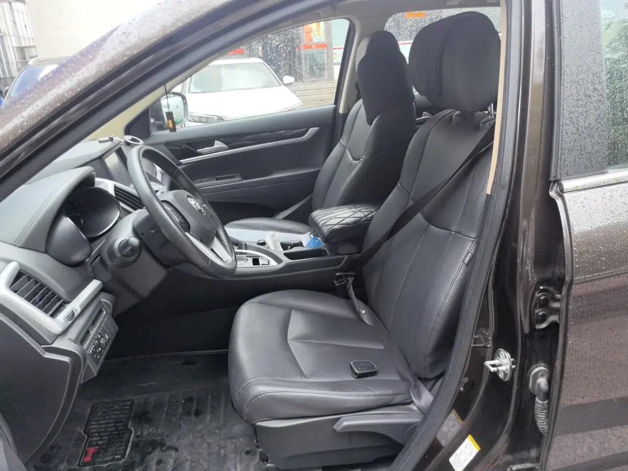 Dongfeng Aeolus AX7 2015 2.0L Automatic Zhiyi Trim — миниатюра 16