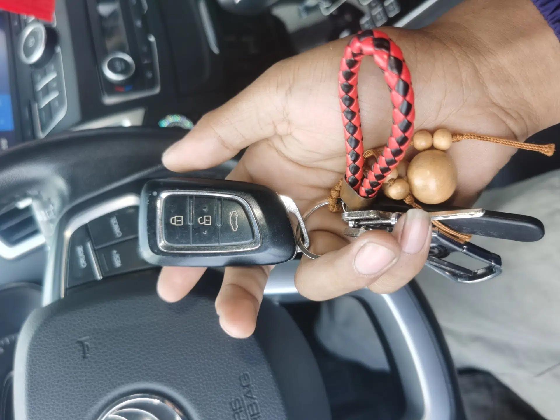 Dongfeng Aeolus AX7 2015 2.3L Automatic ZhiZun Version — миниатюра 9