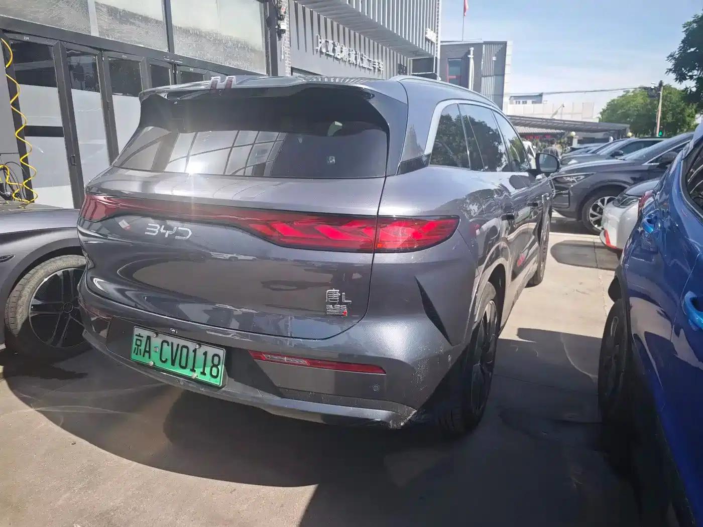 Tang L 2025 EV 600KM Four-Wheel Drive LiDAR Flagship Edition — миниатюра 19
