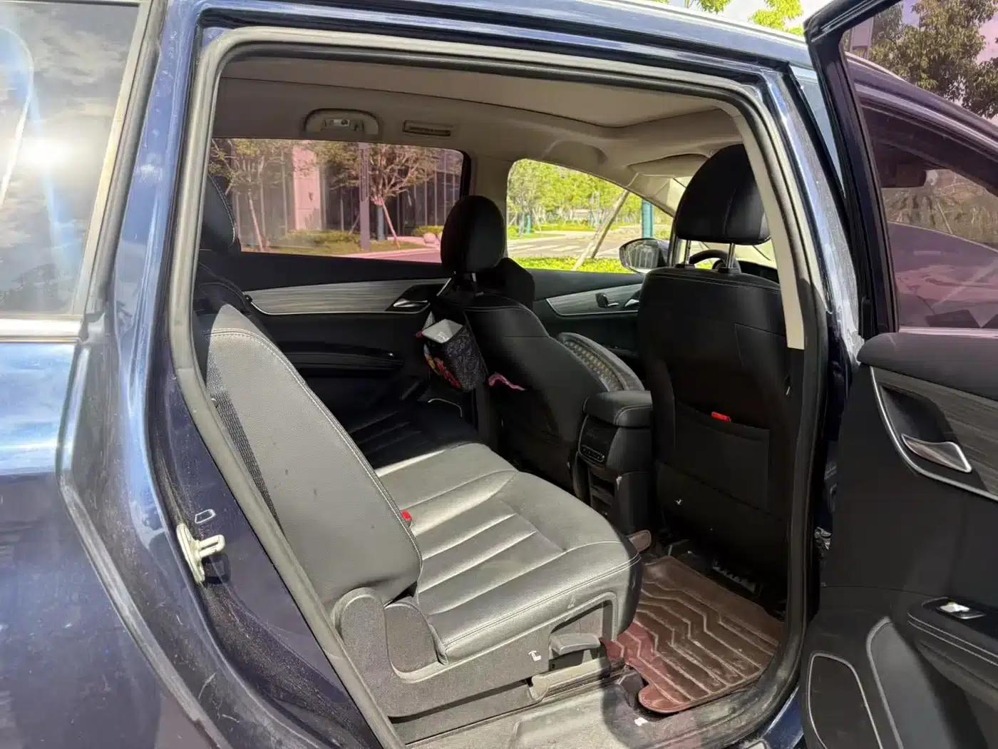 Song MAX New Energy 2019 DM 1.5T Intelligent Enjoyment 7-seater National VI Emission Standard — миниатюра 4