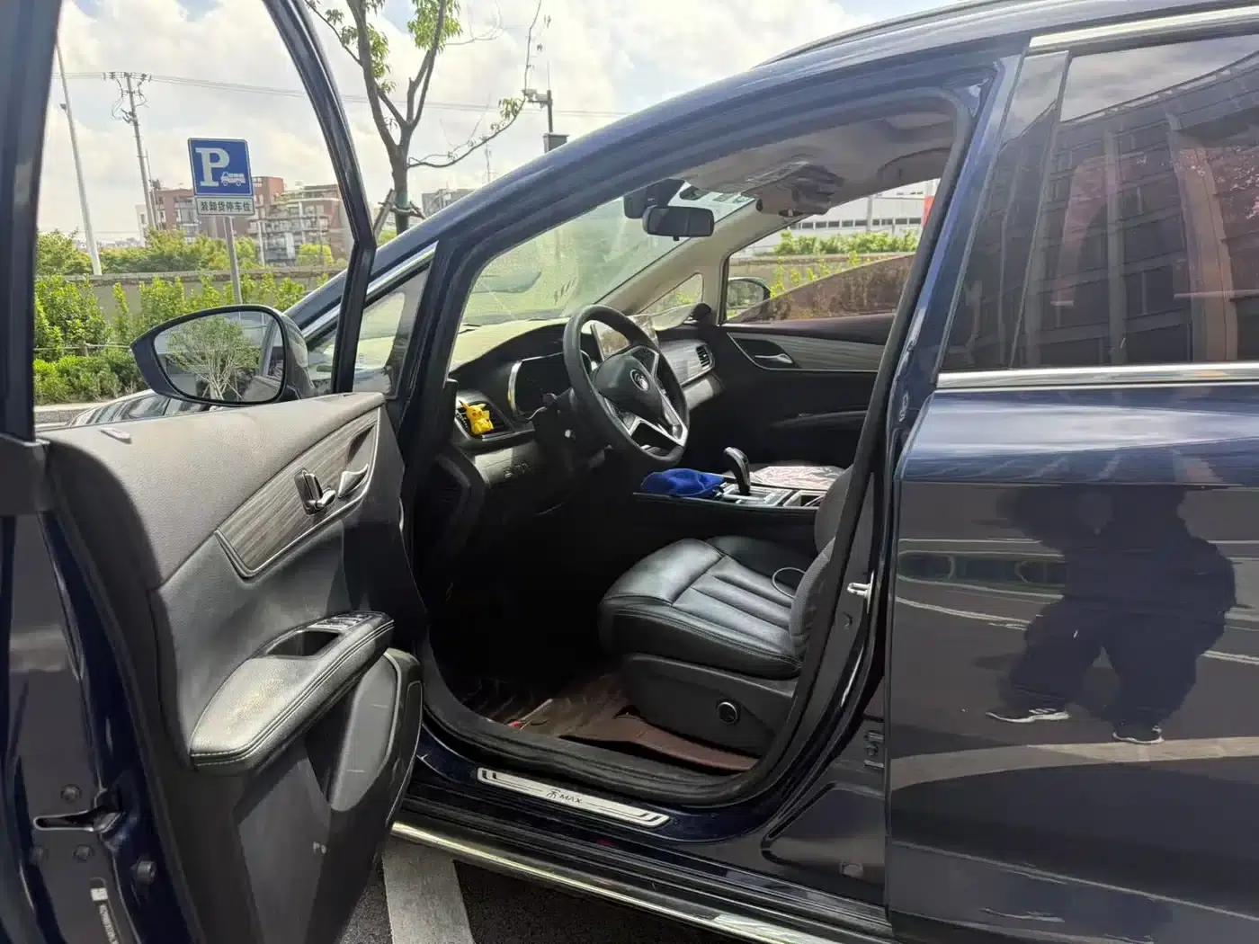 Song MAX New Energy 2019 DM 1.5T Intelligent Enjoyment 7-seater National VI Emission Standard — миниатюра 5