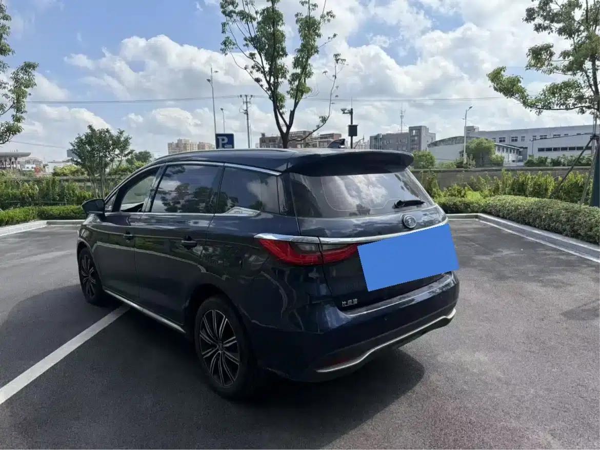 Song MAX New Energy 2019 DM 1.5T Intelligent Enjoyment 7-seater National VI Emission Standard — миниатюра 7