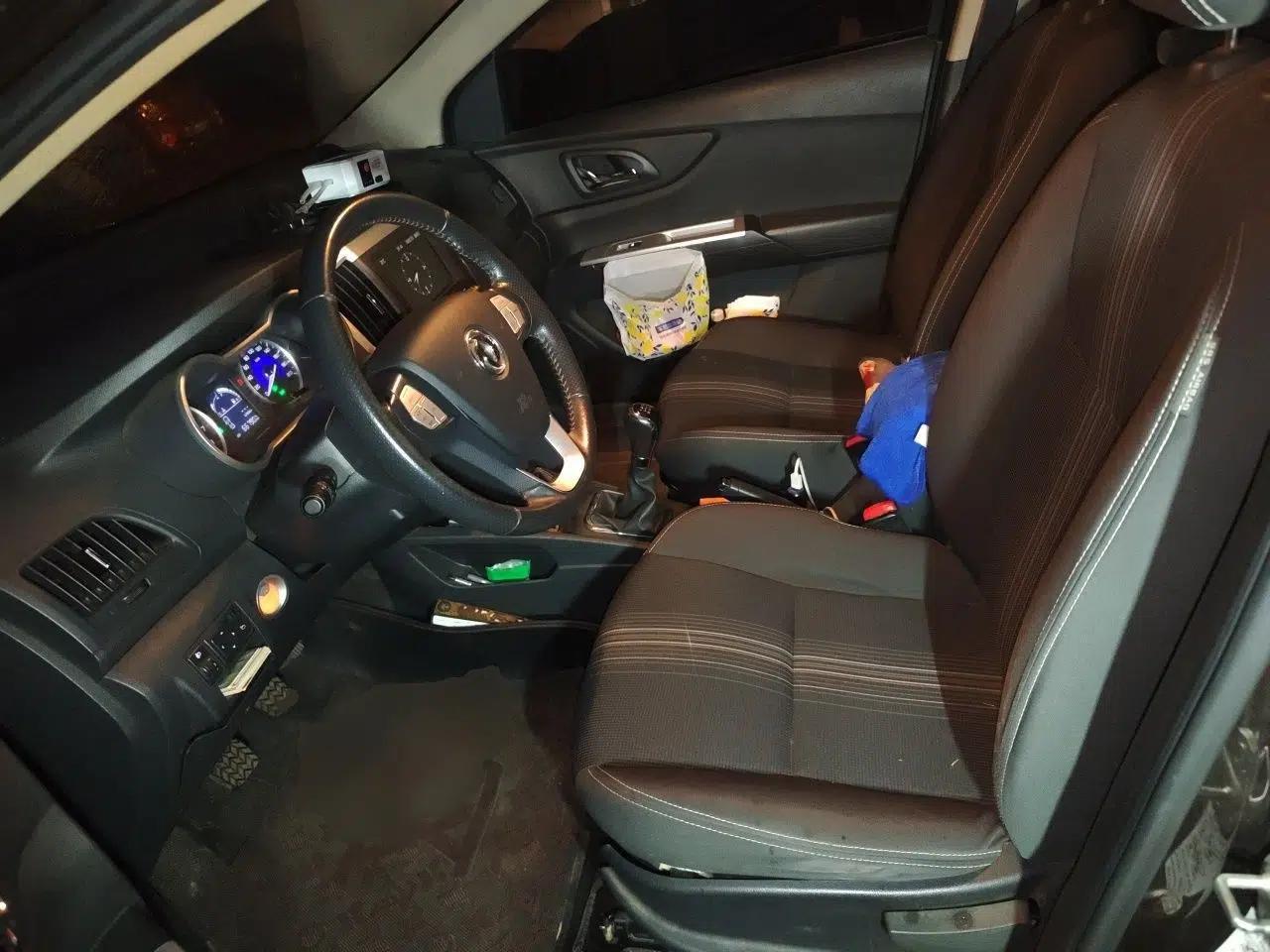 Dongfeng Aeolus AX3 2016 1.4T Manual ZhiKu Model — миниатюра 16