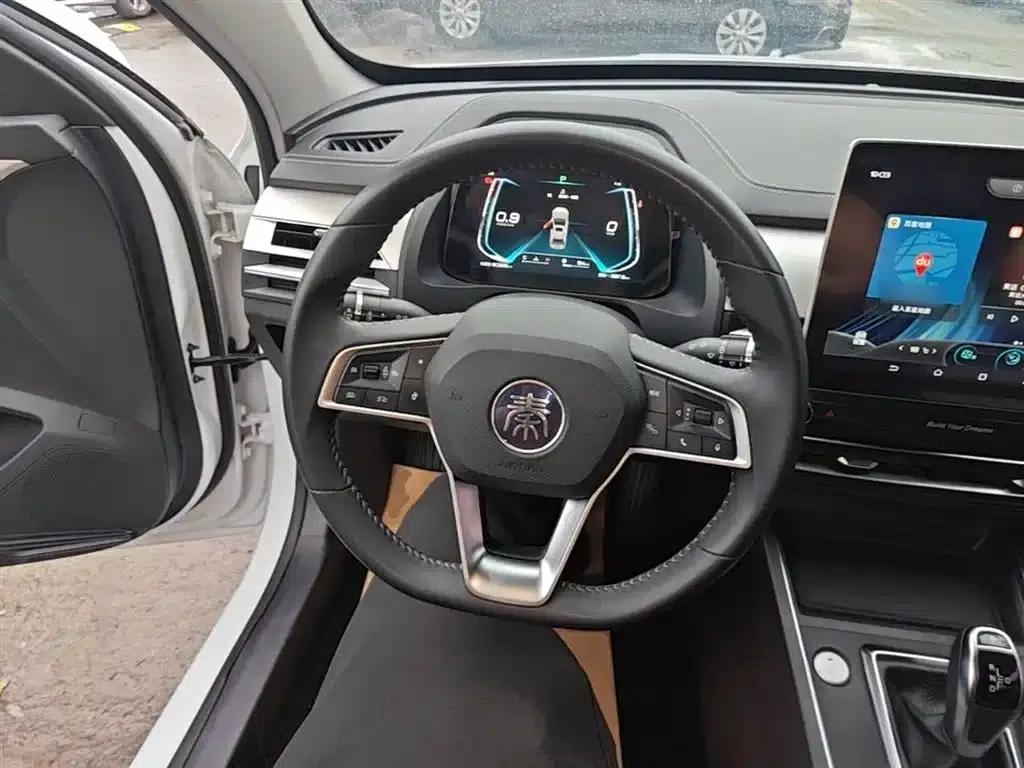 Qin Pro 2018 1.5TI Automatic Smart Connect Premium Edition — миниатюра 11