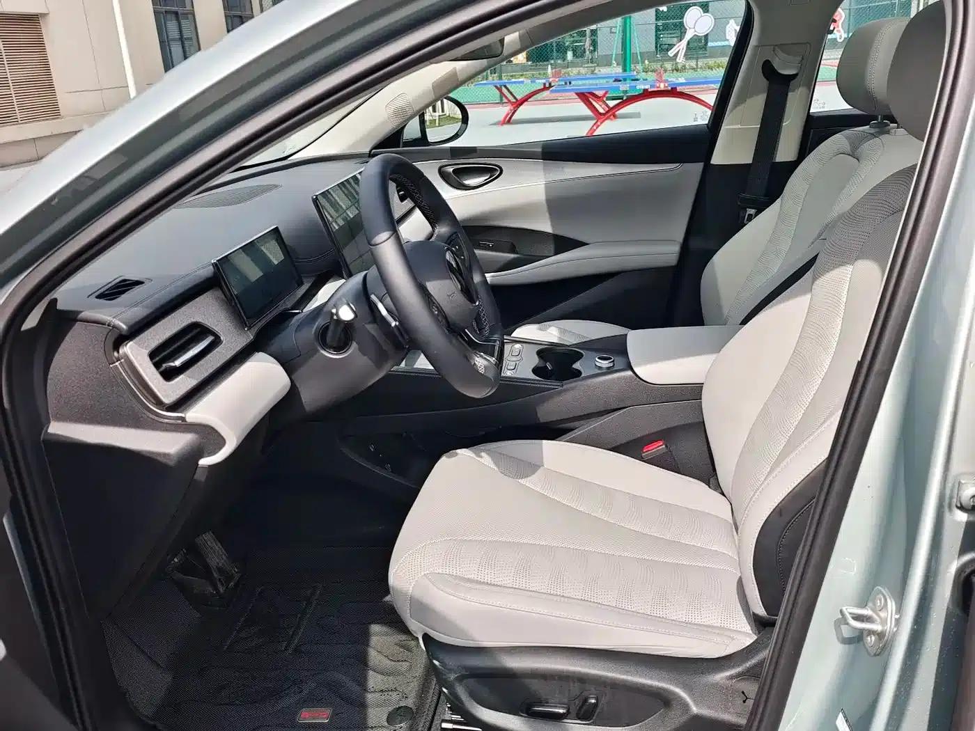 Seal 06 DM-i Touring Edition 2025 DM-i 150KM Flagship Model — миниатюра 3