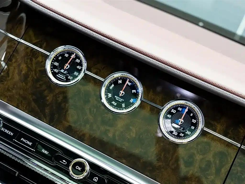 Flying Spur 2020 6.0T W12 Standard Edition — миниатюра 22