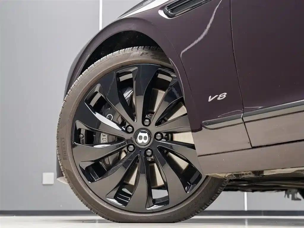 Flying Spur 2022 4.0T V8 Standard Edition — миниатюра 6