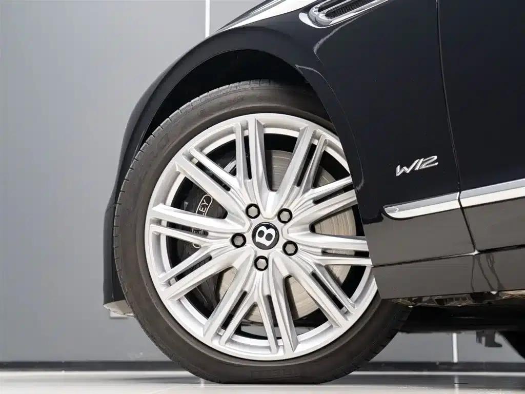 Flying Spur 2020 6.0T W12 Standard Edition — миниатюра 5