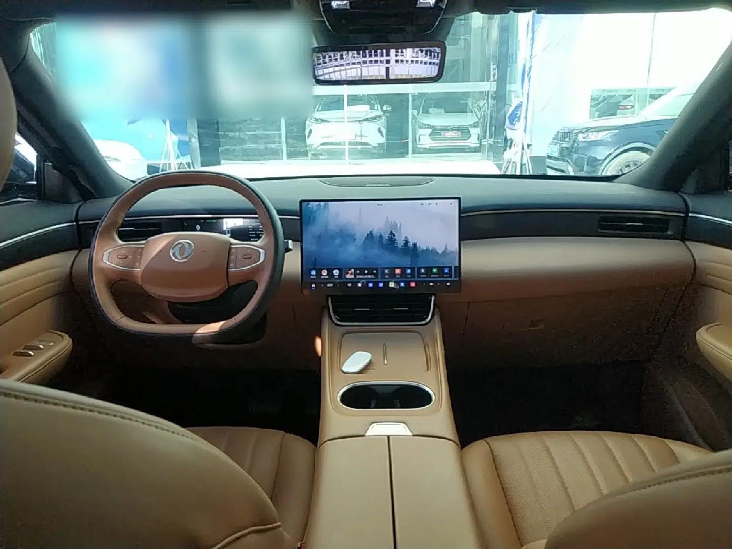 Dongfeng Aeolus L8 2025 Model 185KM Dream Edition — миниатюра 13